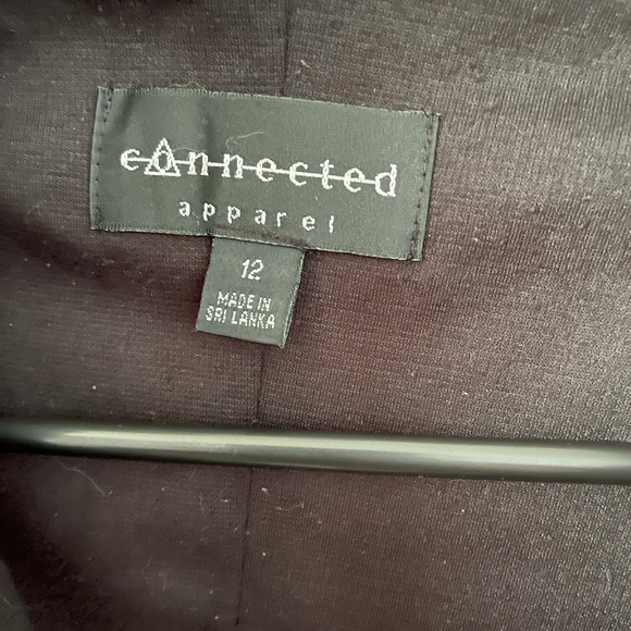 V neck sweater with animal print silky front. - Picture 5 of 5